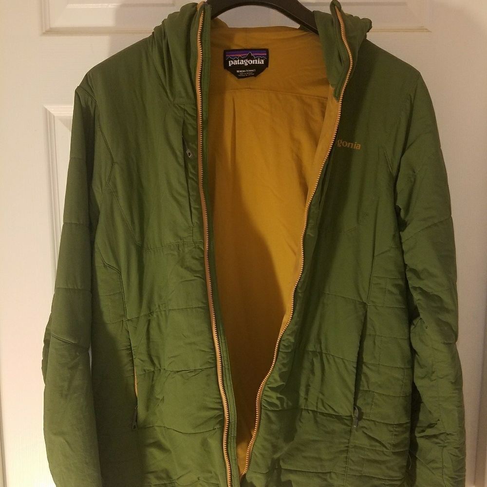 Rare color! Patagonia Nano air hoodie